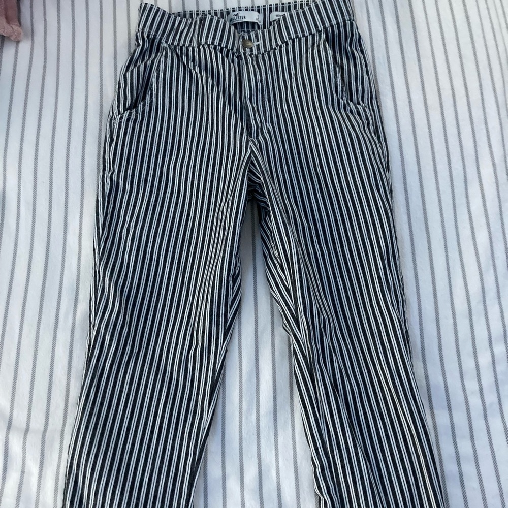 Hollister Size Small Pants